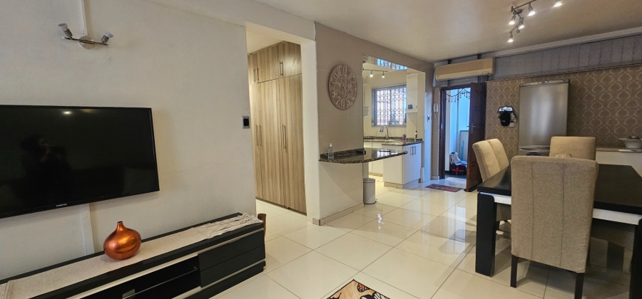 2 Bedroom Property for Sale in North Beach KwaZulu-Natal