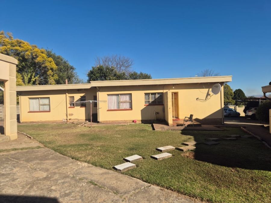 4 Bedroom Property for Sale in Sunnyridge KwaZulu-Natal