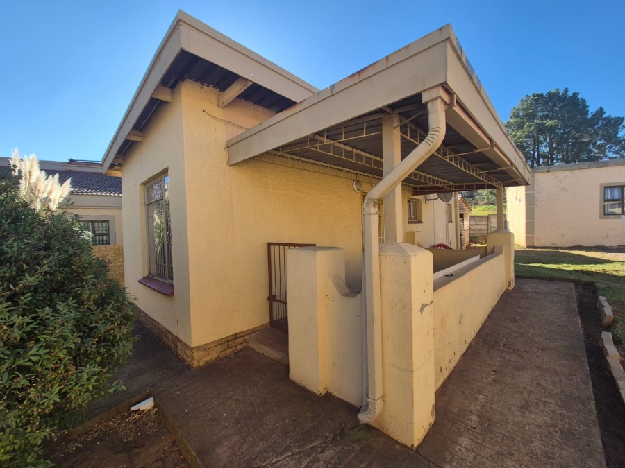 4 Bedroom Property for Sale in Sunnyridge KwaZulu-Natal