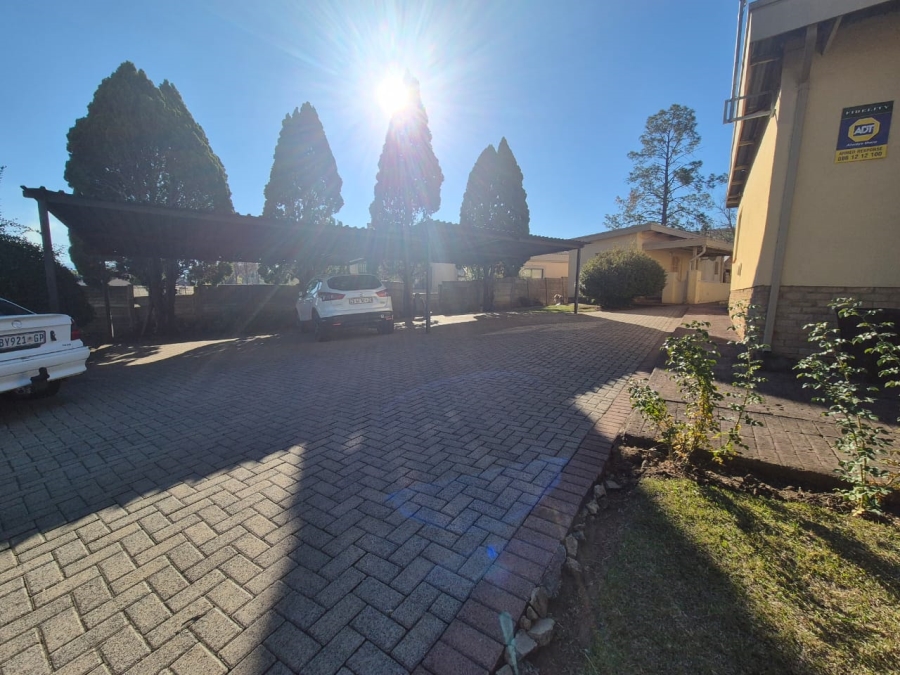 4 Bedroom Property for Sale in Sunnyridge KwaZulu-Natal