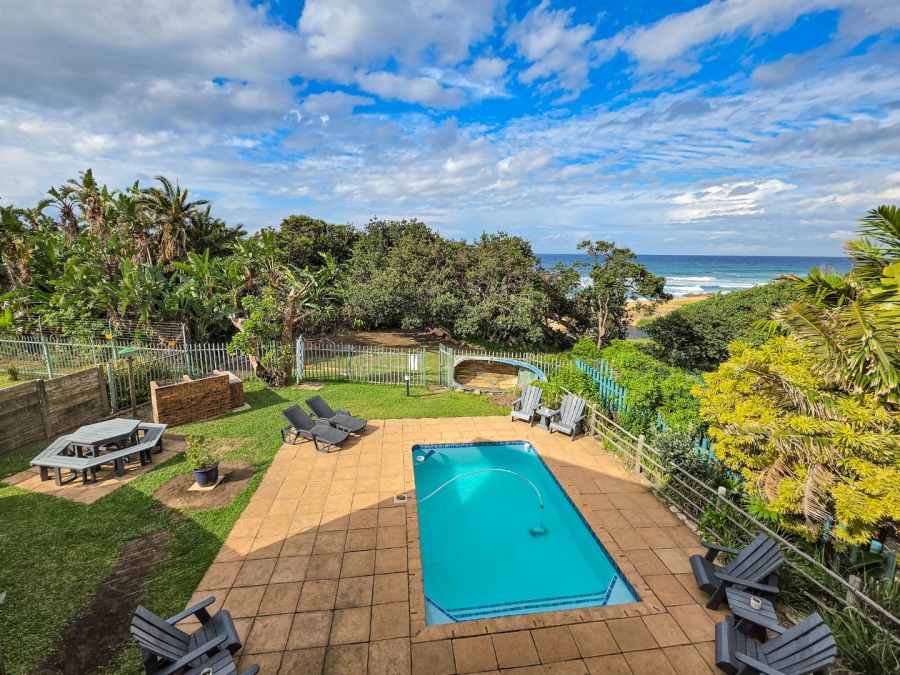 6 Bedroom Property for Sale in Southport KwaZulu-Natal