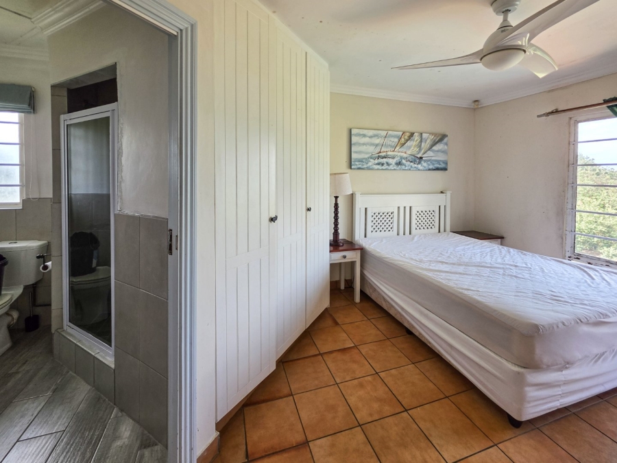 6 Bedroom Property for Sale in Southport KwaZulu-Natal