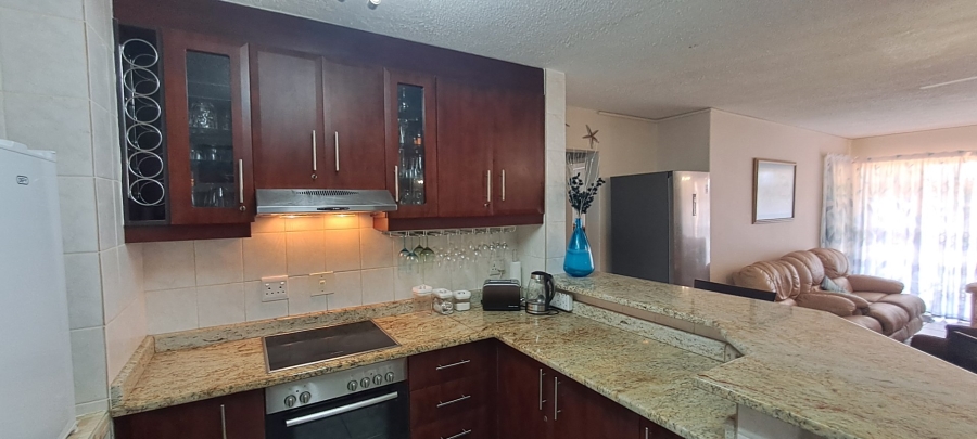  Bedroom Property for Sale in Uvongo Beach KwaZulu-Natal