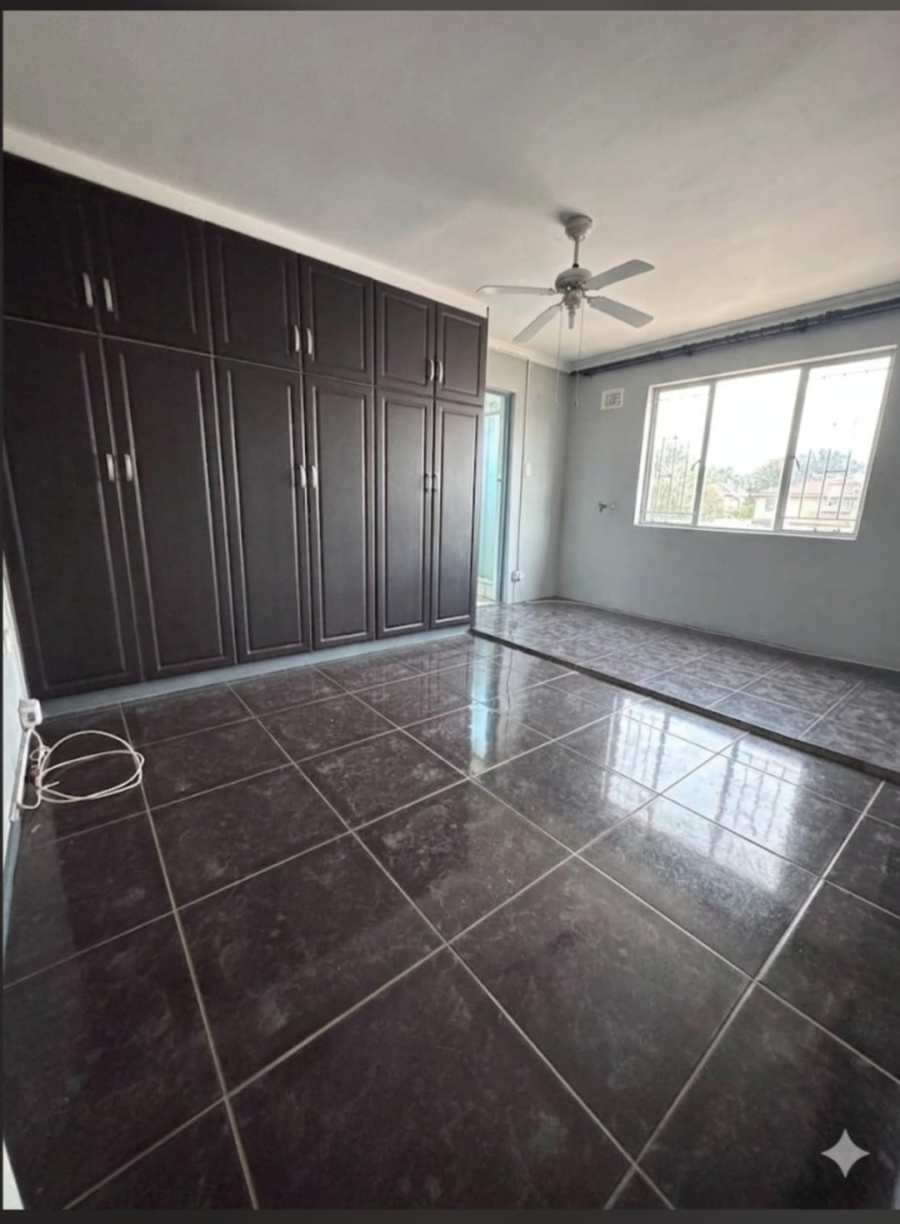 3 Bedroom Property for Sale in Riverdene KwaZulu-Natal
