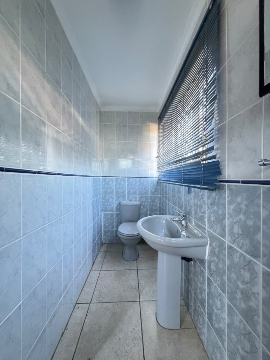 3 Bedroom Property for Sale in Riverdene KwaZulu-Natal