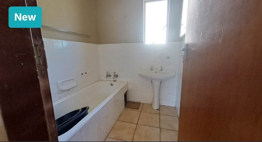 4 Bedroom Property for Sale in Pioneer Park KwaZulu-Natal