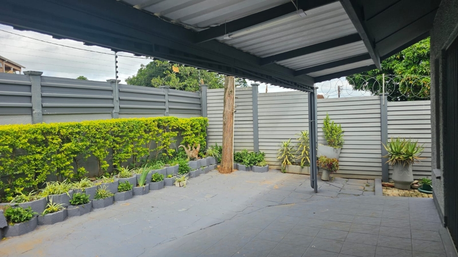 3 Bedroom Property for Sale in Raisethorpe KwaZulu-Natal