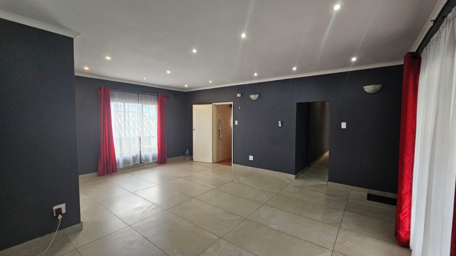 3 Bedroom Property for Sale in Raisethorpe KwaZulu-Natal