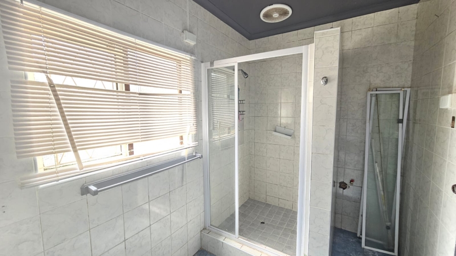 3 Bedroom Property for Sale in Raisethorpe KwaZulu-Natal