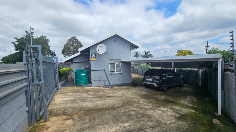 3 Bedroom Property for Sale in Raisethorpe KwaZulu-Natal