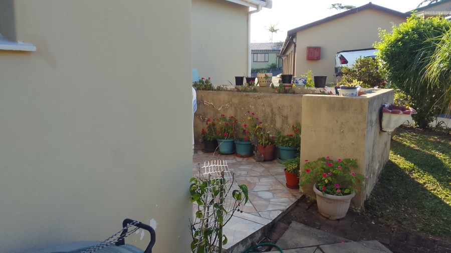 2 Bedroom Property for Sale in Hibberdene KwaZulu-Natal