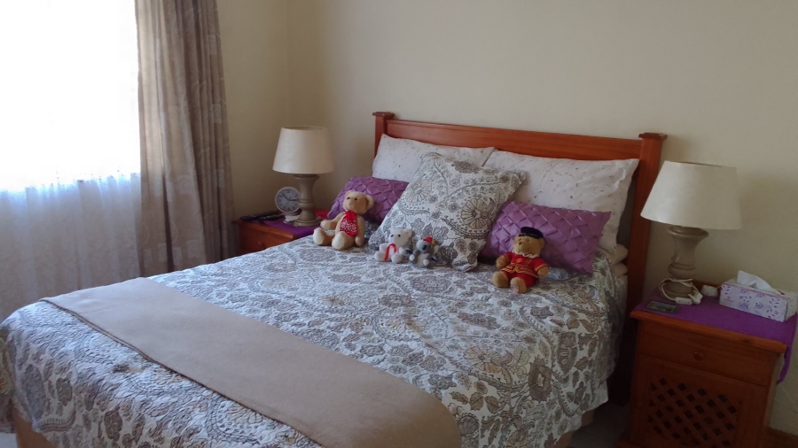 2 Bedroom Property for Sale in Hibberdene KwaZulu-Natal