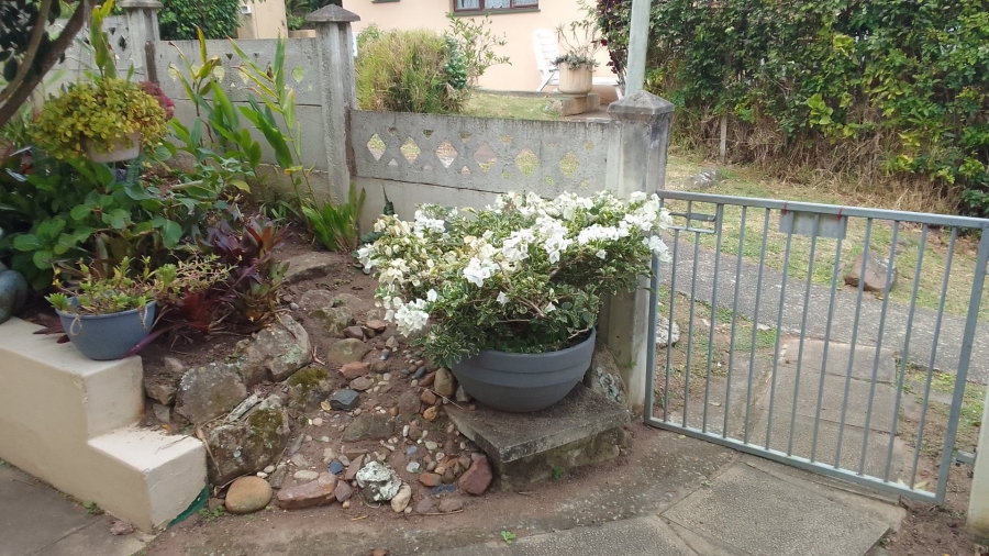 2 Bedroom Property for Sale in Hibberdene KwaZulu-Natal