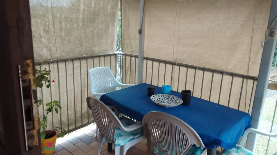 2 Bedroom Property for Sale in Hibberdene KwaZulu-Natal
