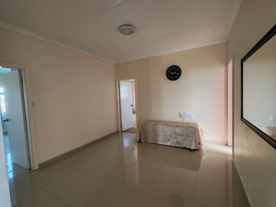 6 Bedroom Property for Sale in Highridge KwaZulu-Natal