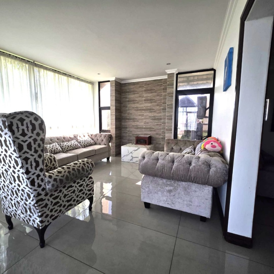 3 Bedroom Property for Sale in Ballitoville KwaZulu-Natal