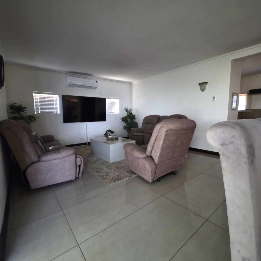 3 Bedroom Property for Sale in Ballitoville KwaZulu-Natal