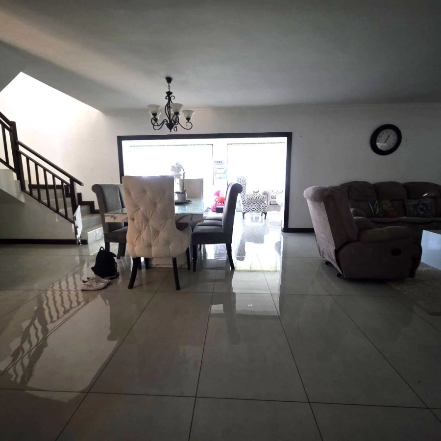3 Bedroom Property for Sale in Ballitoville KwaZulu-Natal