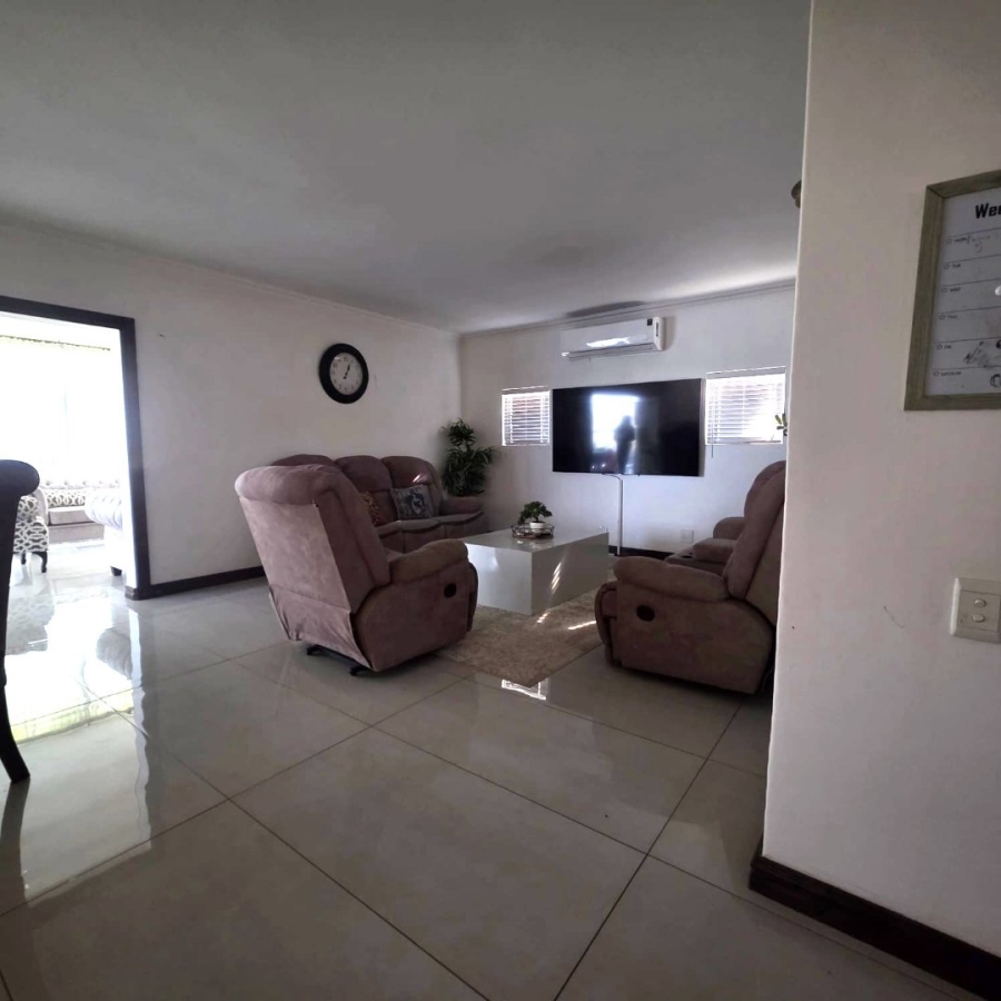 3 Bedroom Property for Sale in Ballitoville KwaZulu-Natal