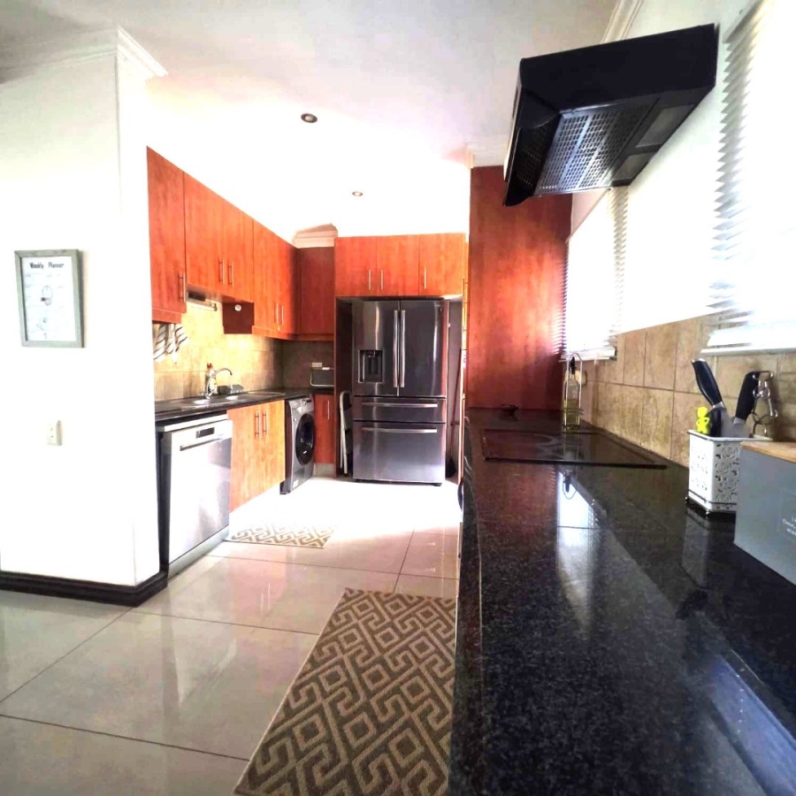 3 Bedroom Property for Sale in Ballitoville KwaZulu-Natal