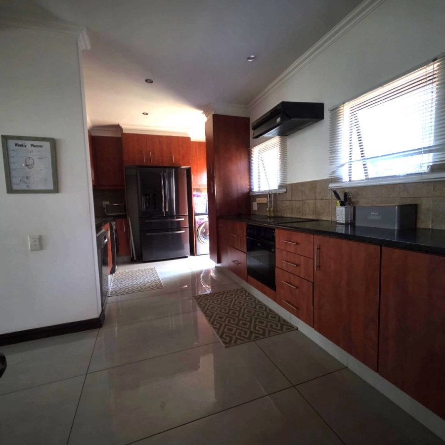 3 Bedroom Property for Sale in Ballitoville KwaZulu-Natal
