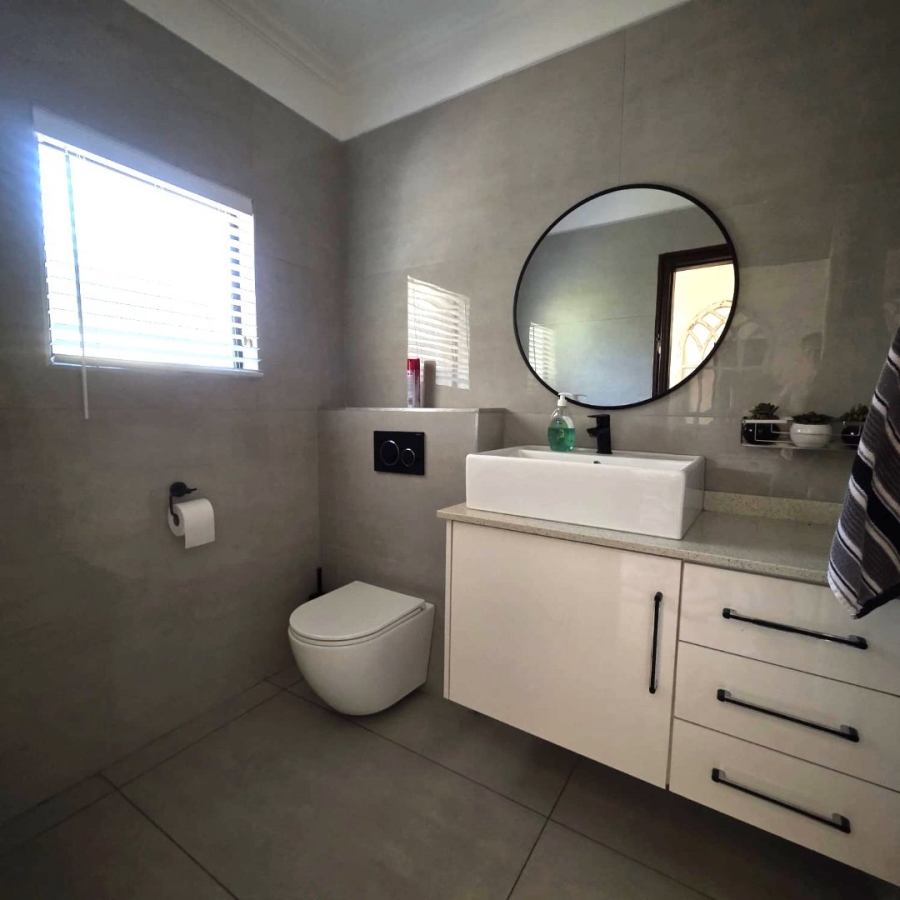 3 Bedroom Property for Sale in Ballitoville KwaZulu-Natal