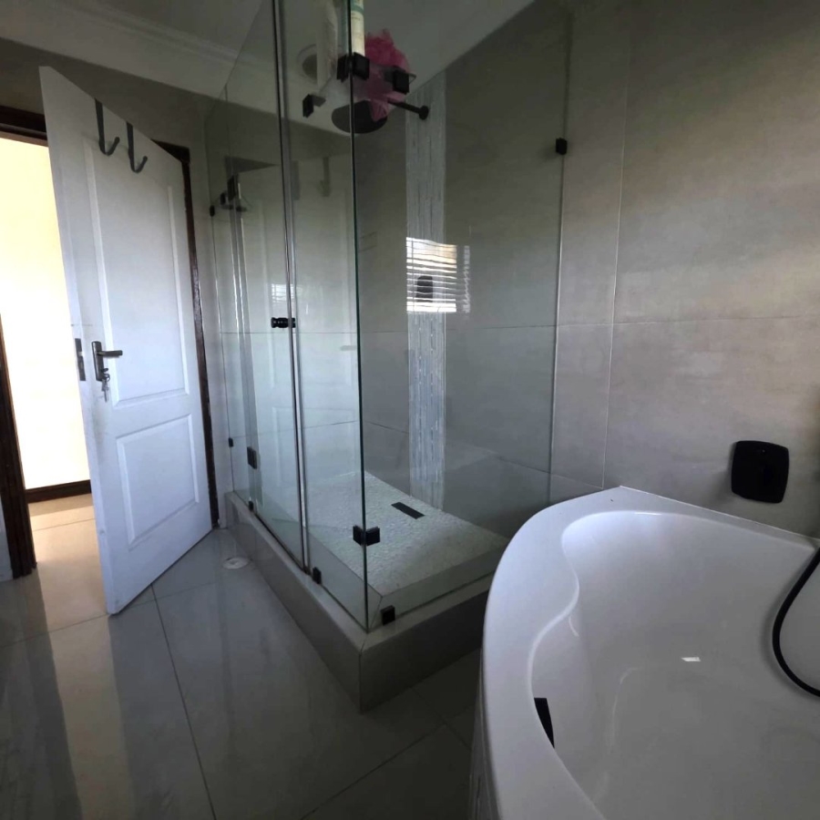 3 Bedroom Property for Sale in Ballitoville KwaZulu-Natal
