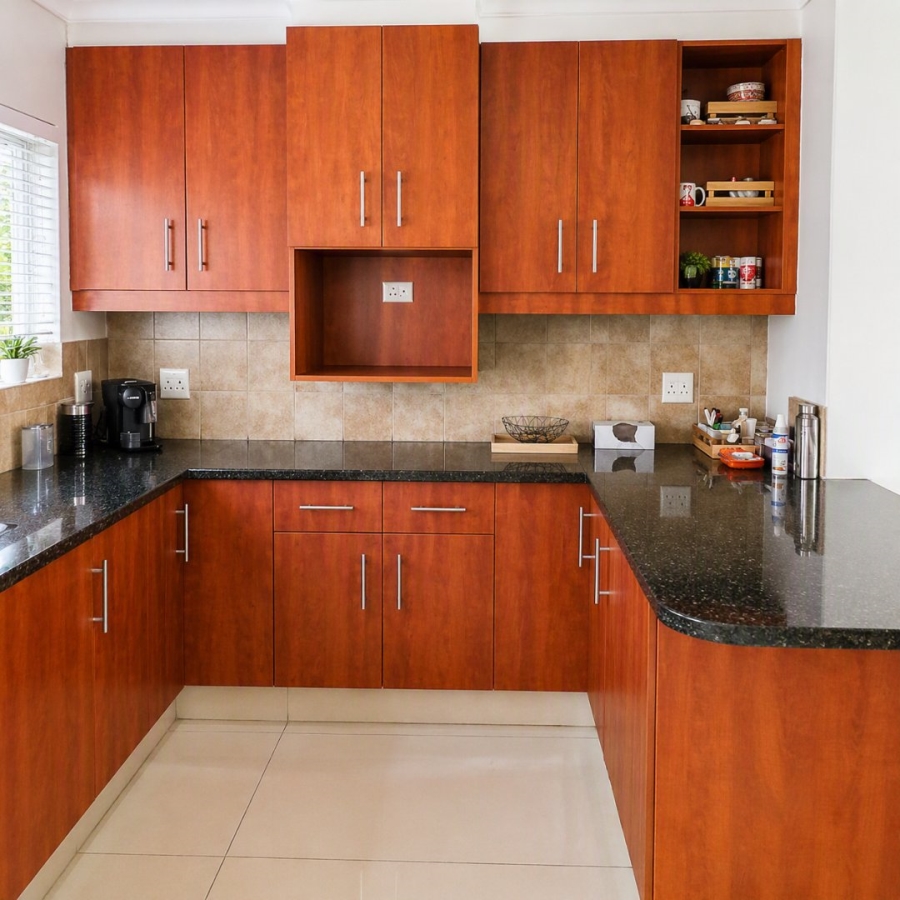 3 Bedroom Property for Sale in Ballitoville KwaZulu-Natal