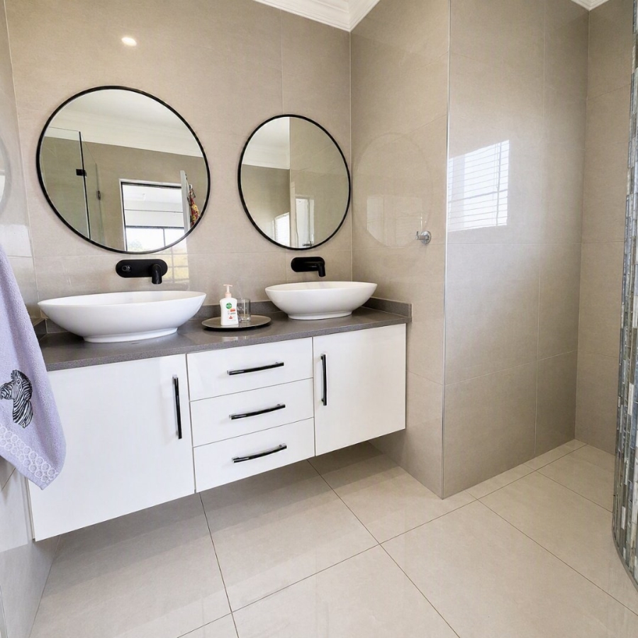 3 Bedroom Property for Sale in Ballitoville KwaZulu-Natal