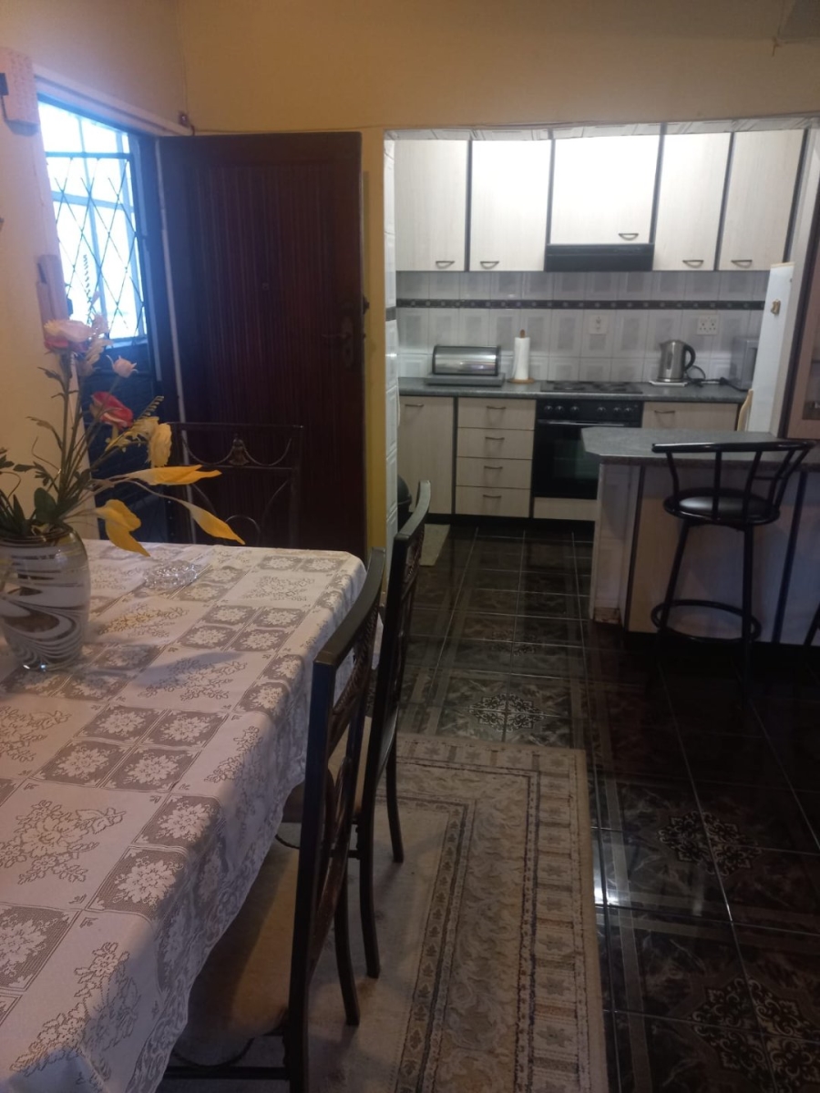 2 Bedroom Property for Sale in South Beach KwaZulu-Natal