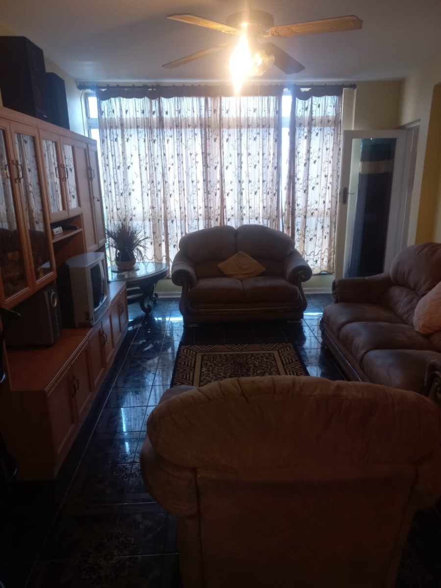 2 Bedroom Property for Sale in South Beach KwaZulu-Natal