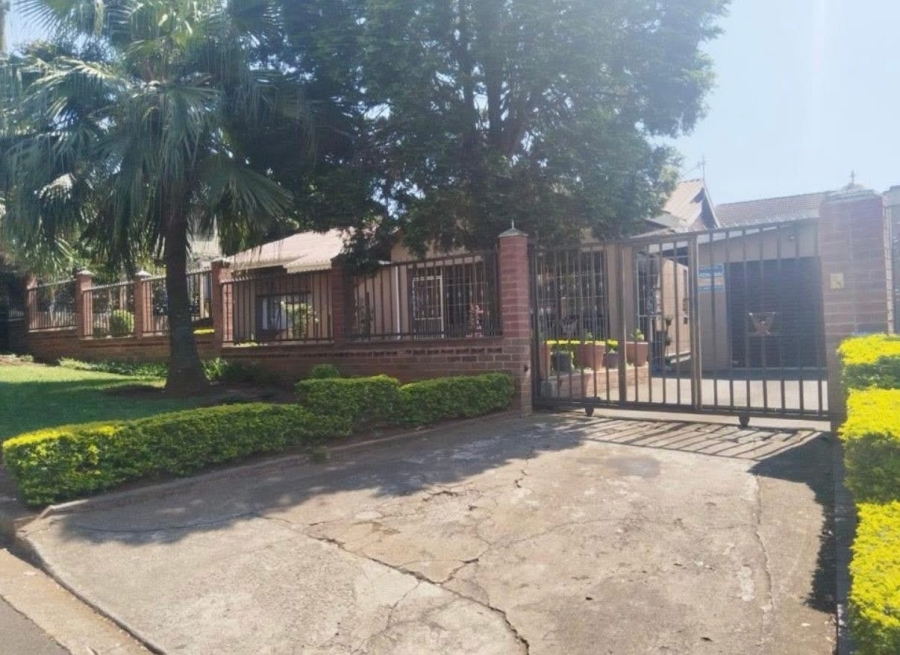  Bedroom Property for Sale in Newholme KwaZulu-Natal