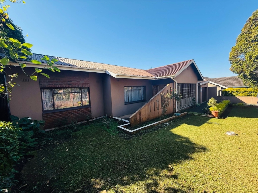  Bedroom Property for Sale in Newholme KwaZulu-Natal