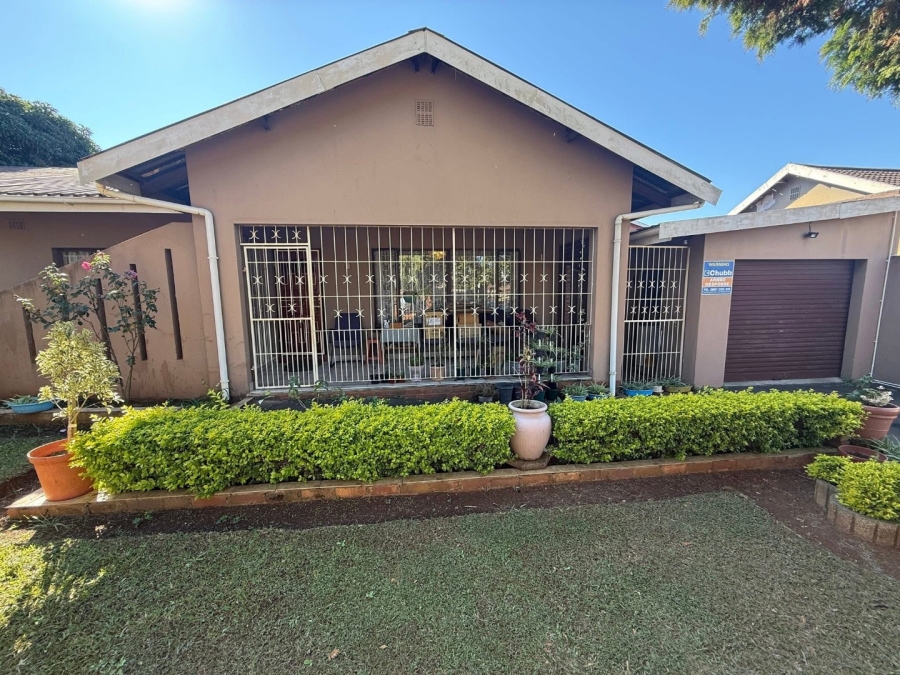  Bedroom Property for Sale in Newholme KwaZulu-Natal
