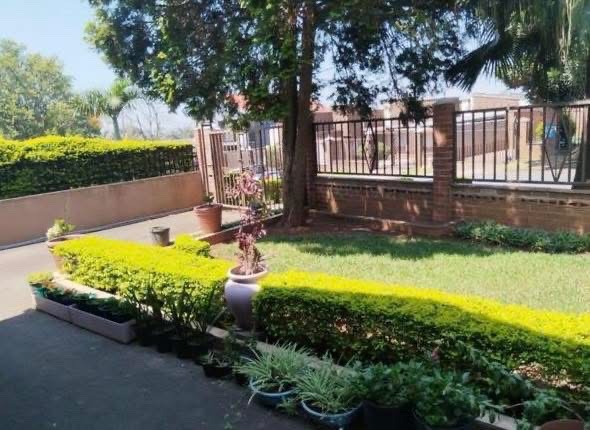  Bedroom Property for Sale in Newholme KwaZulu-Natal