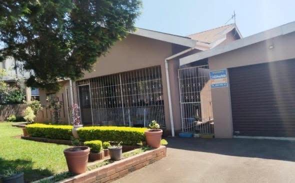  Bedroom Property for Sale in Newholme KwaZulu-Natal