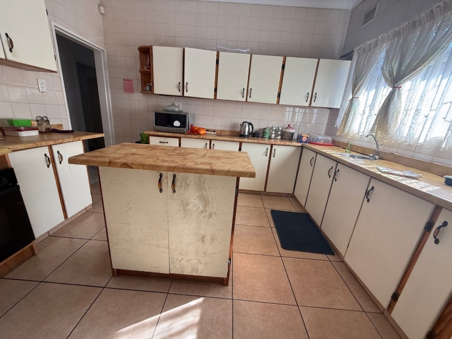 Bedroom Property for Sale in Newholme KwaZulu-Natal
