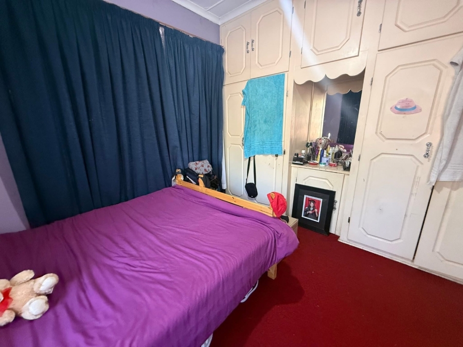  Bedroom Property for Sale in Newholme KwaZulu-Natal
