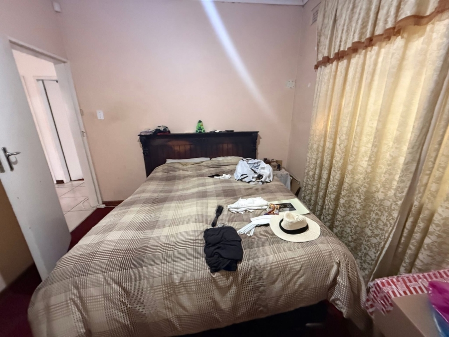  Bedroom Property for Sale in Newholme KwaZulu-Natal