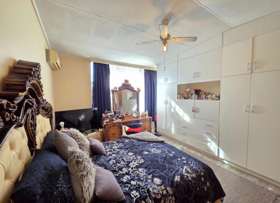 3 Bedroom Property for Sale in Huttenheights KwaZulu-Natal