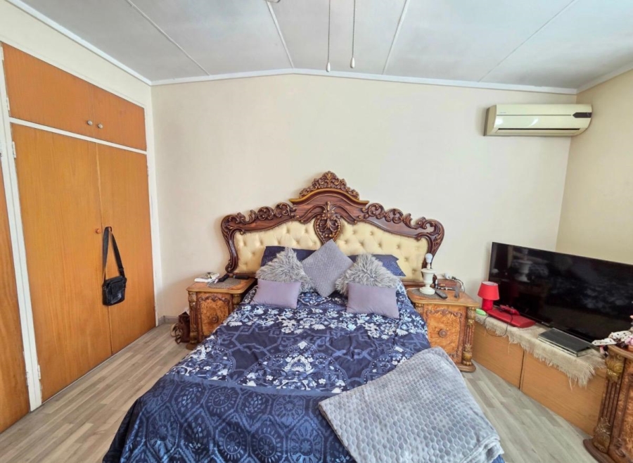 3 Bedroom Property for Sale in Huttenheights KwaZulu-Natal