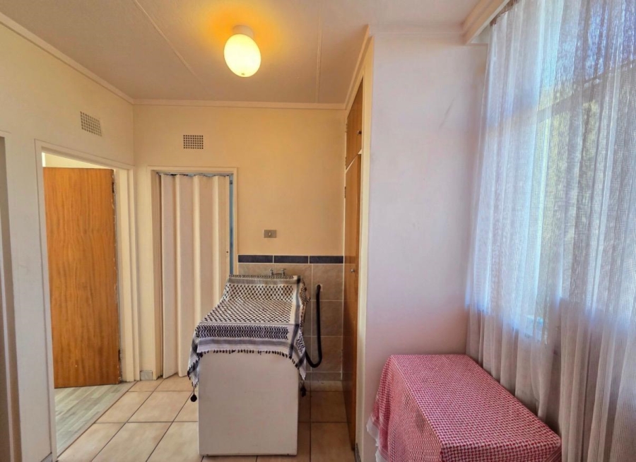3 Bedroom Property for Sale in Huttenheights KwaZulu-Natal