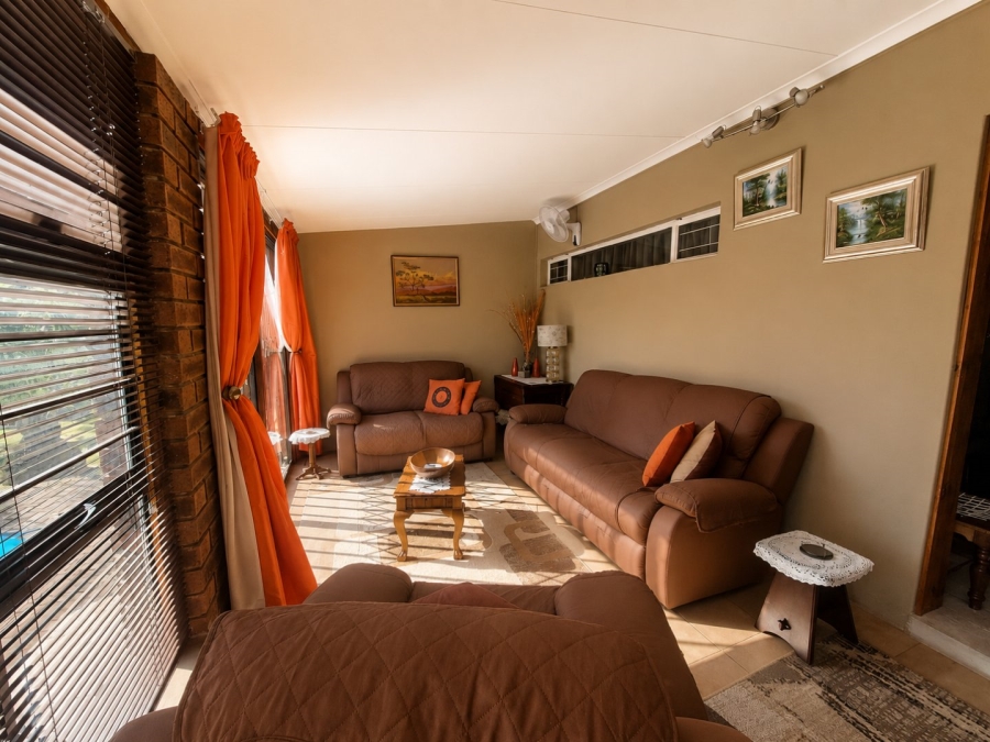 3 Bedroom Property for Sale in Pioneer Park KwaZulu-Natal