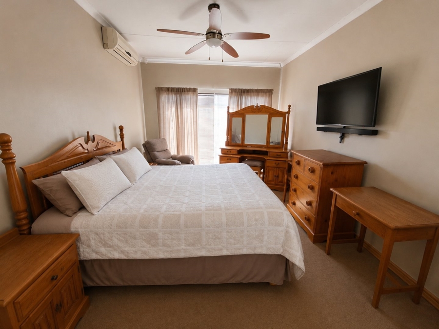 3 Bedroom Property for Sale in Pioneer Park KwaZulu-Natal