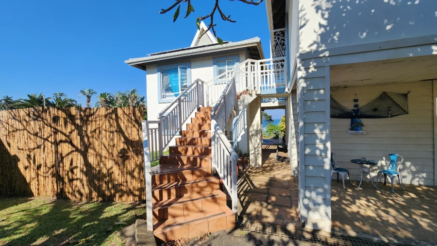6 Bedroom Property for Sale in Southport KwaZulu-Natal