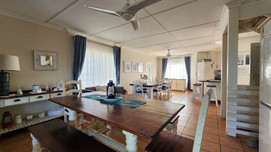 6 Bedroom Property for Sale in Southport KwaZulu-Natal
