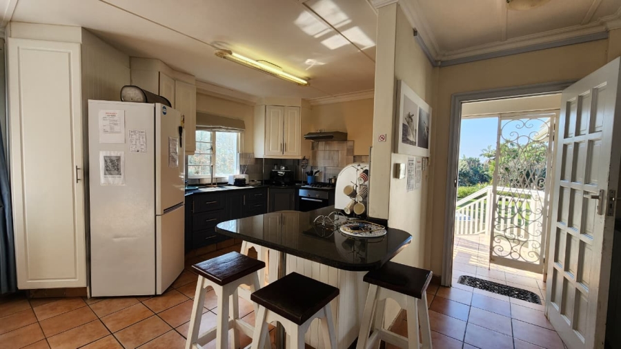 6 Bedroom Property for Sale in Southport KwaZulu-Natal
