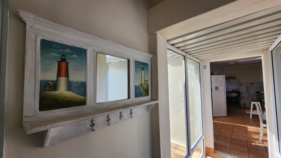 6 Bedroom Property for Sale in Southport KwaZulu-Natal