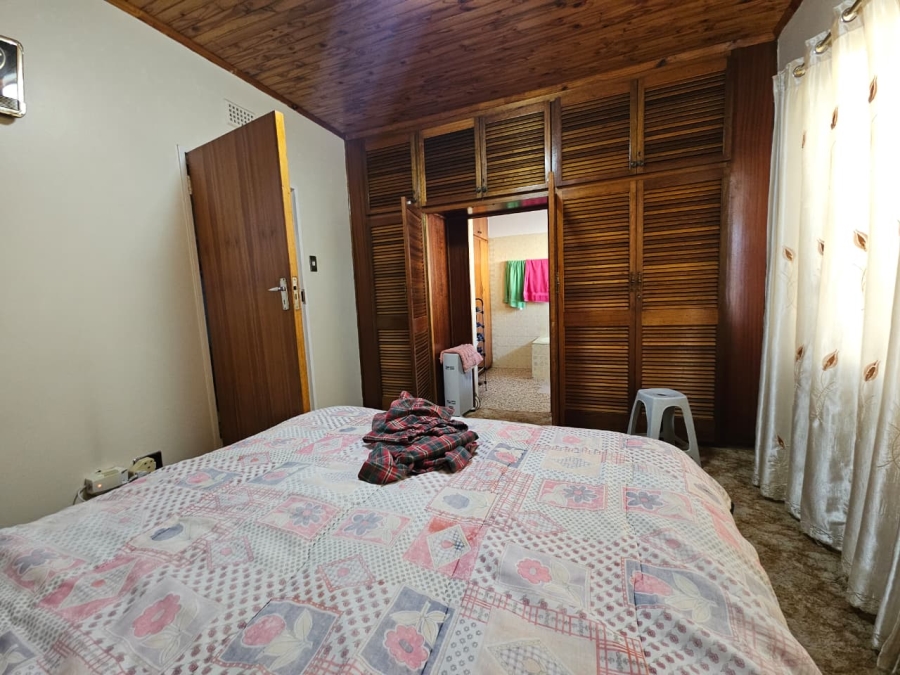4 Bedroom Property for Sale in Lennoxton KwaZulu-Natal