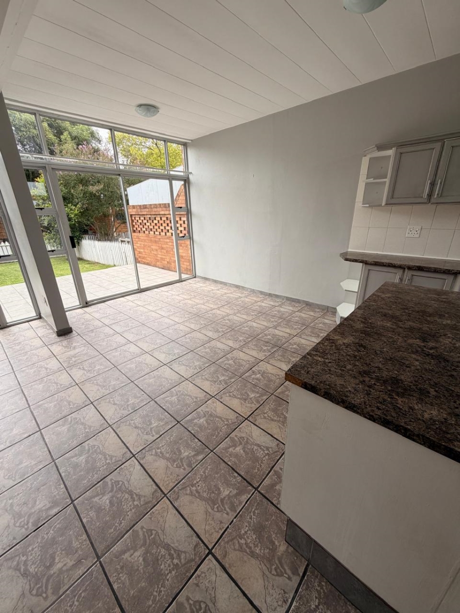2 Bedroom Property for Sale in Huttenheights KwaZulu-Natal